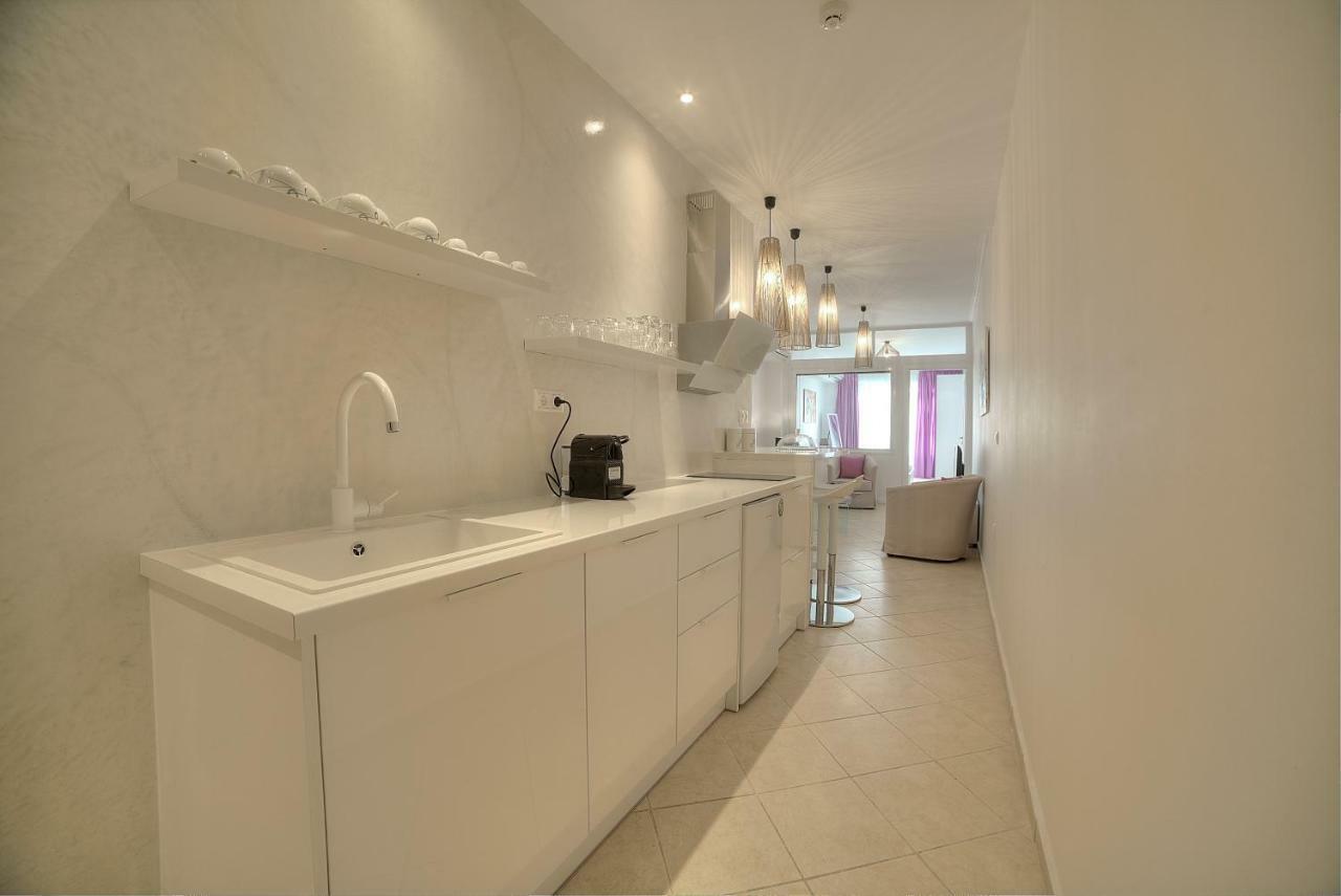 Downtown Glyfada Smart Apartment Athens Ngoại thất bức ảnh